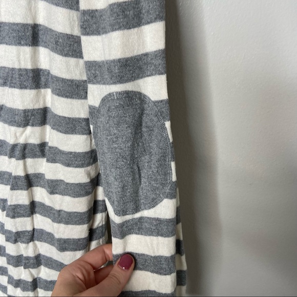 Banana Republic Gray Striped Elbow Patch Sweater Medium - Picture 10 of 10